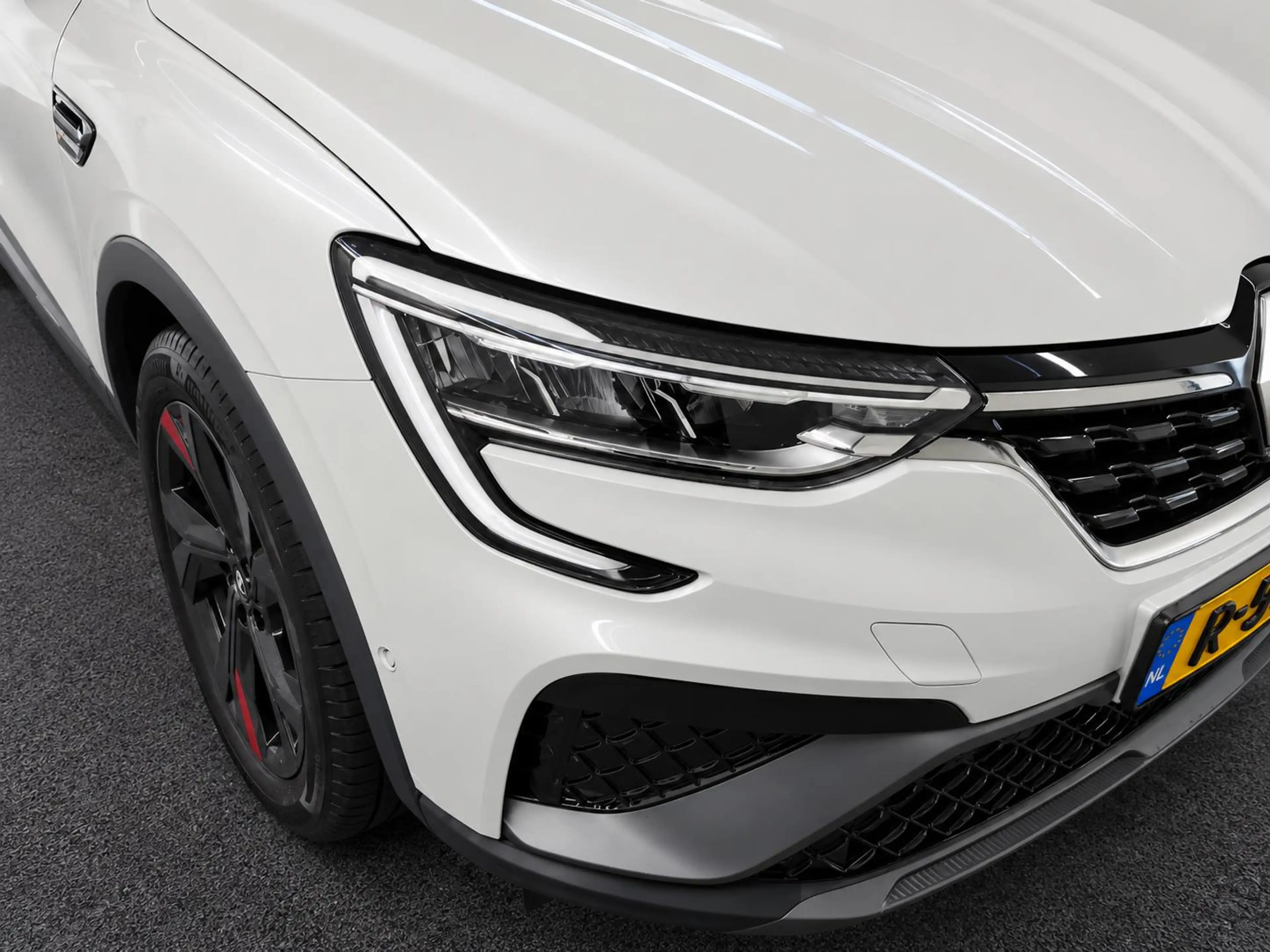 Renault Arkana 1.6 E-Tech Hybrid 145 R.S. Line Full LED BOSE Prem — photo 5