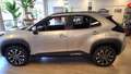 Toyota Yaris Cross 1.5 Hybr 130 Dynamic met Comfort pakket Zilver - thumbnail 1