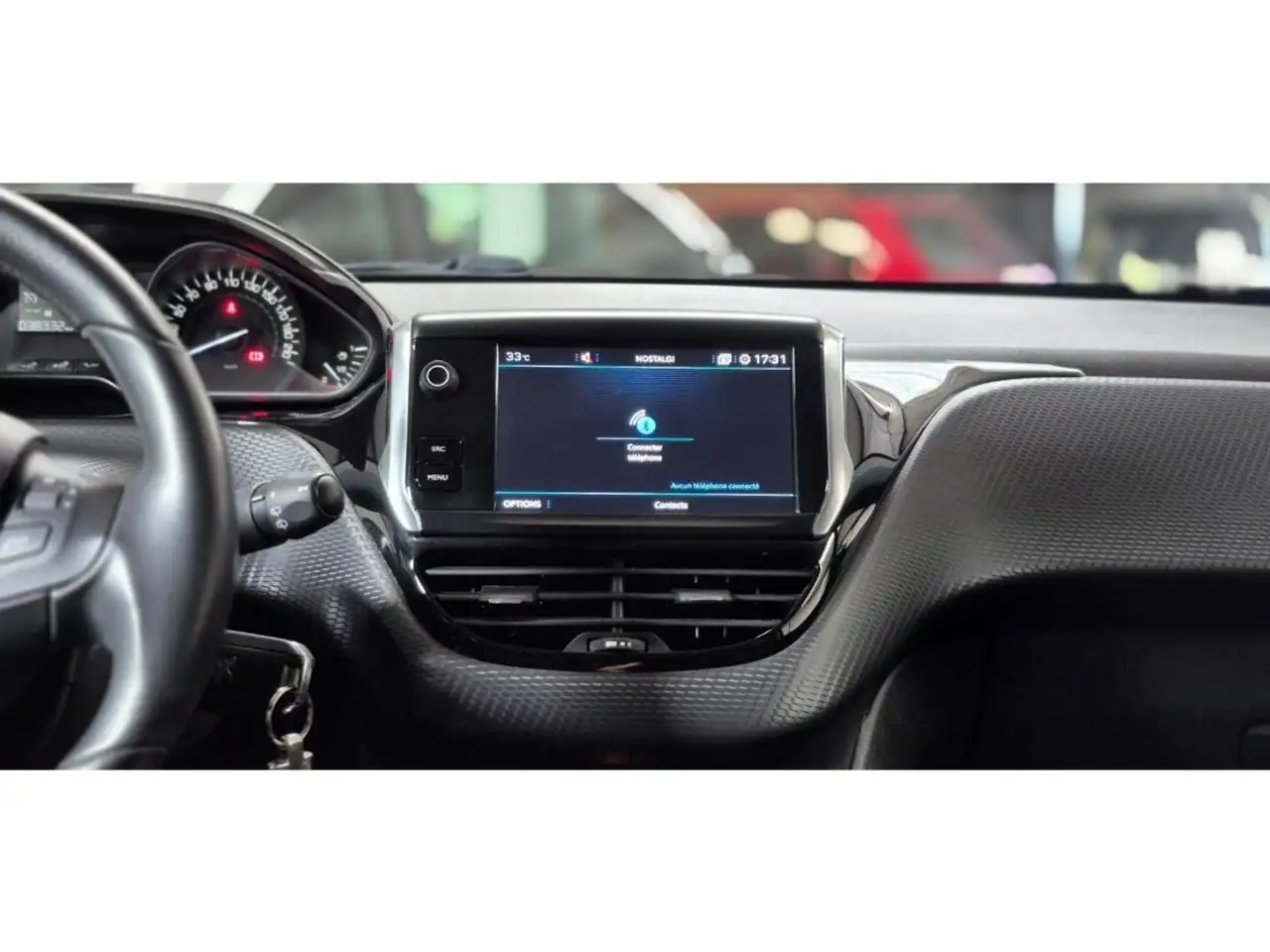 Peugeot 208 208 — photo 20