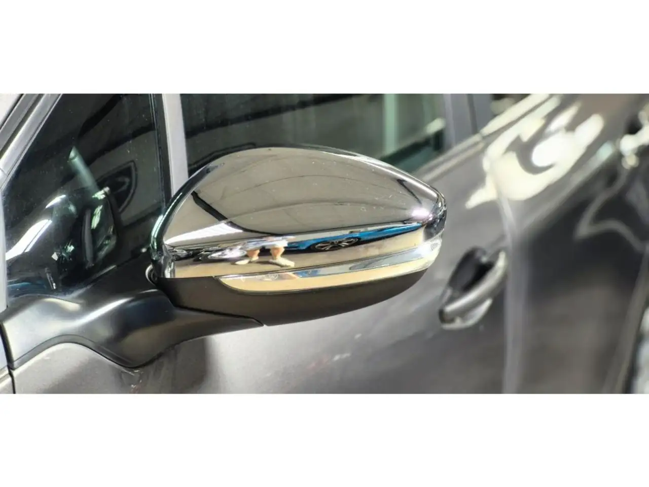 Peugeot 208 208 — photo 6