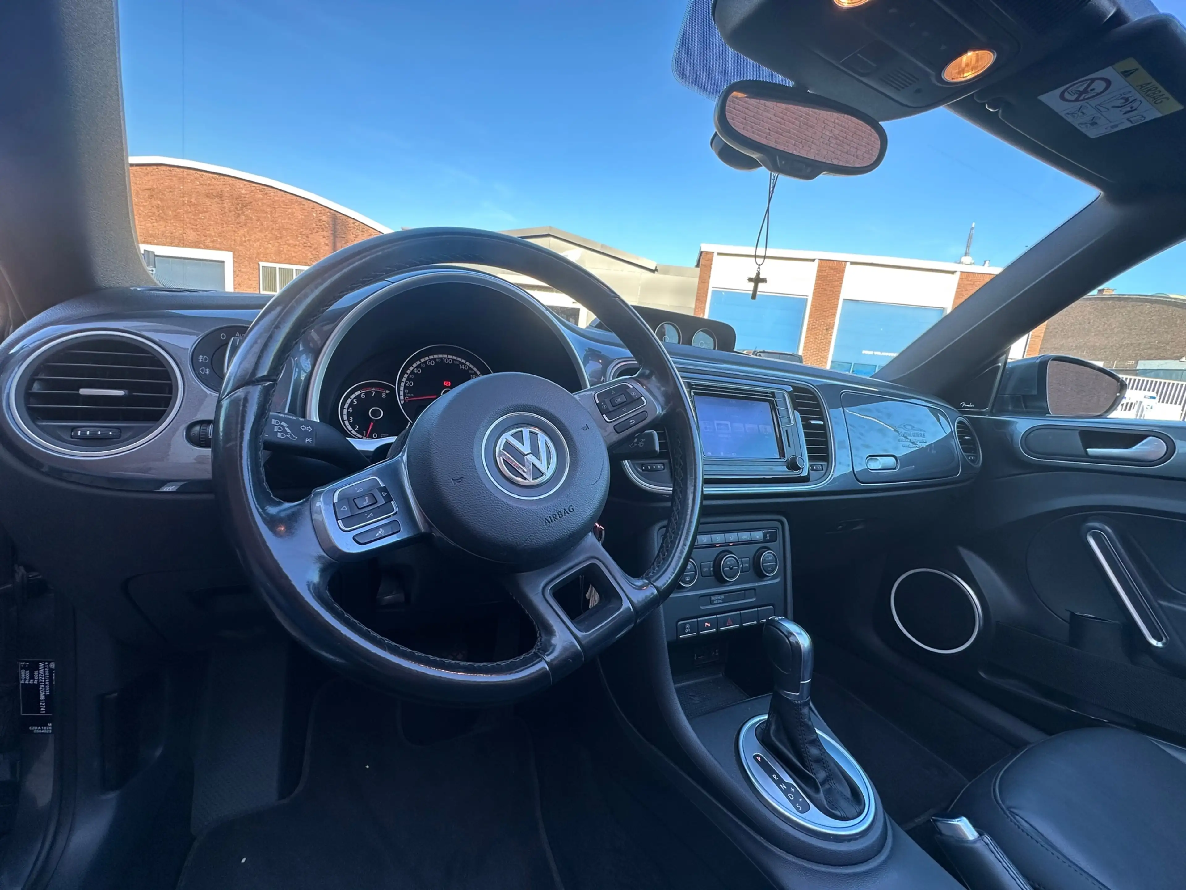 Volkswagen Beetle Cabriolet 1.4 TSI Sport BlueMotion|AUTOMAAT|CLIMA| — photo 14