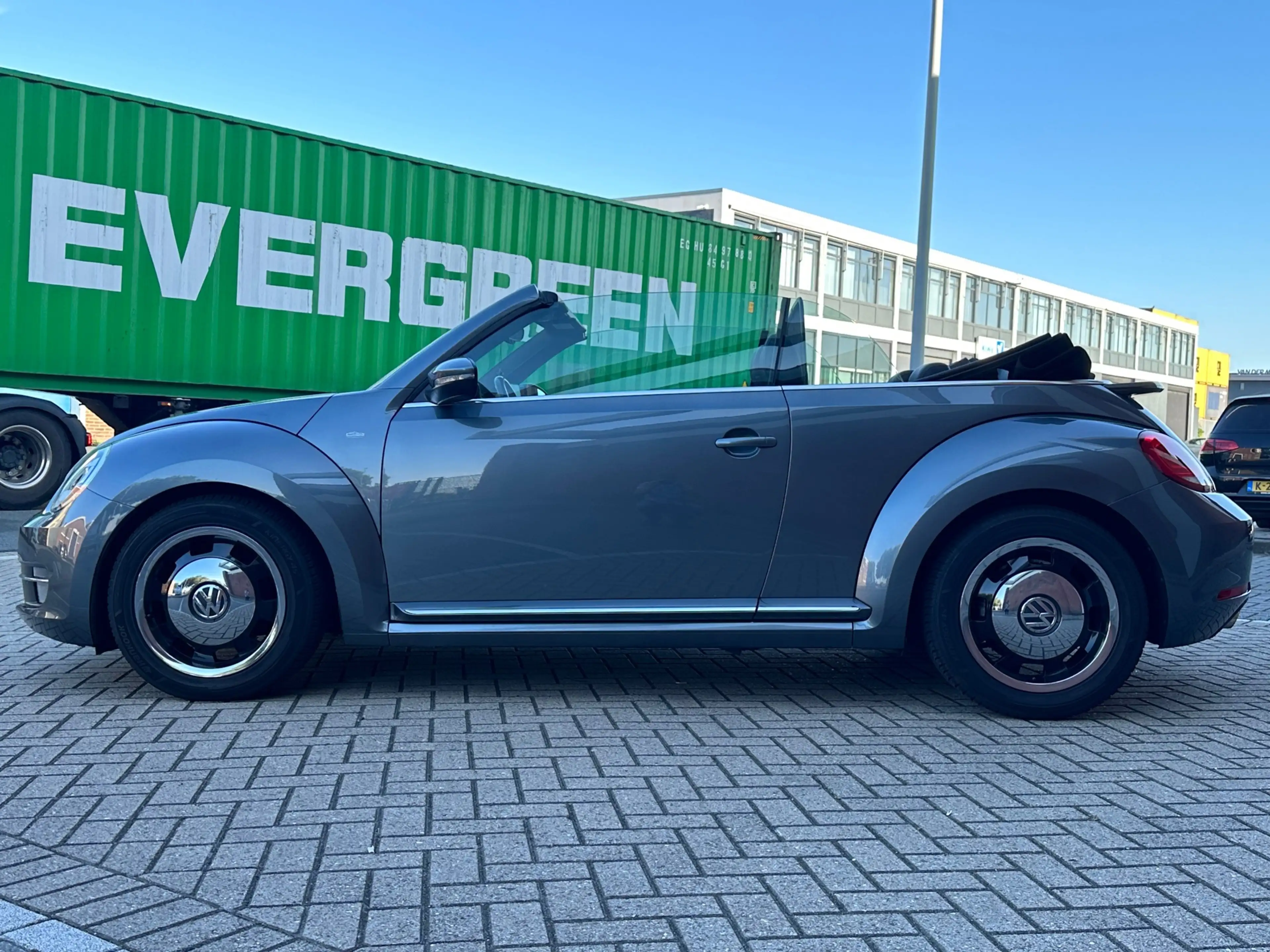 Volkswagen Beetle Cabriolet 1.4 TSI Sport BlueMotion|AUTOMAAT|CLIMA| — photo 4