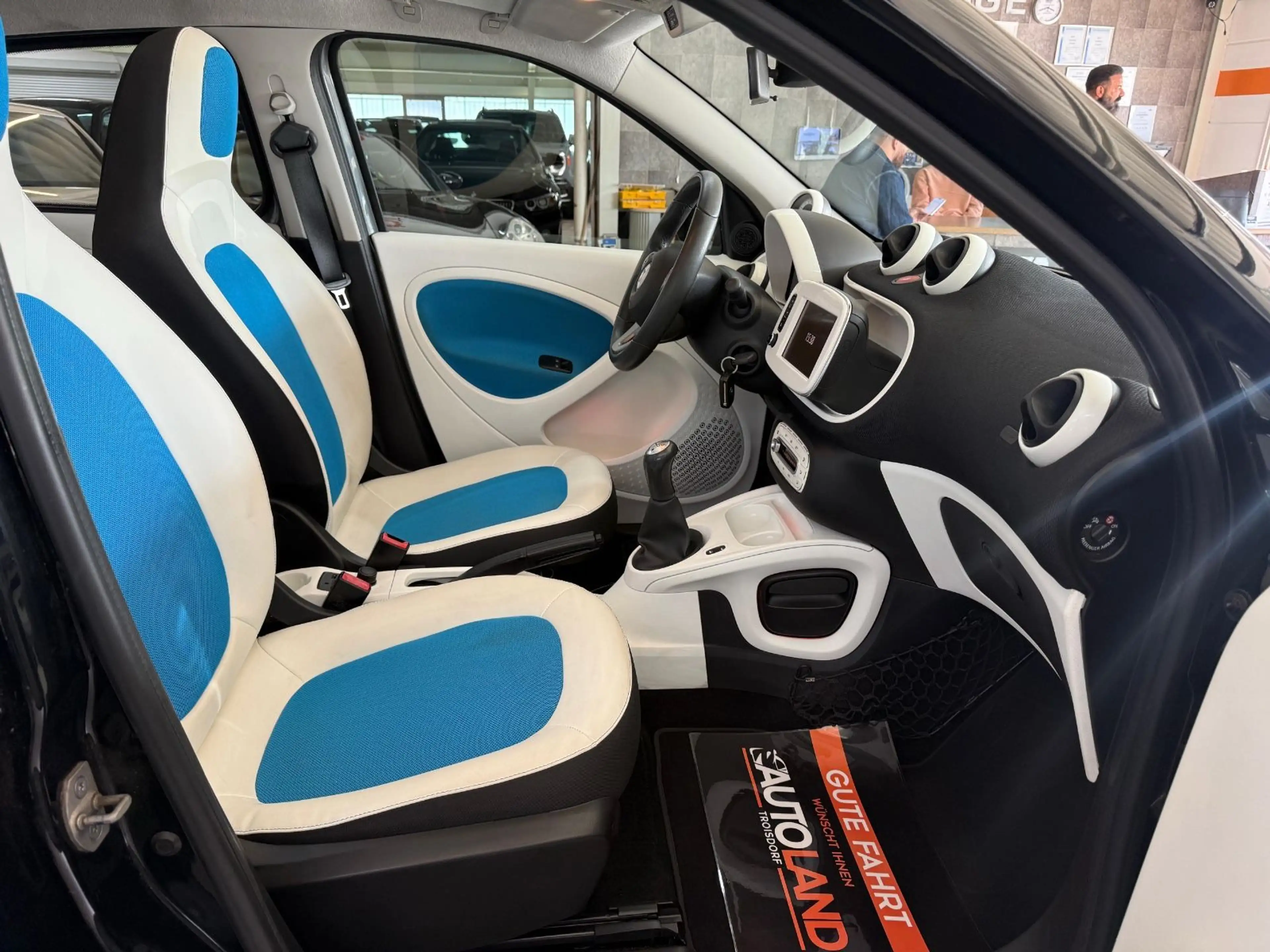 smart forFour forfour Basis 52 kW — photo 15