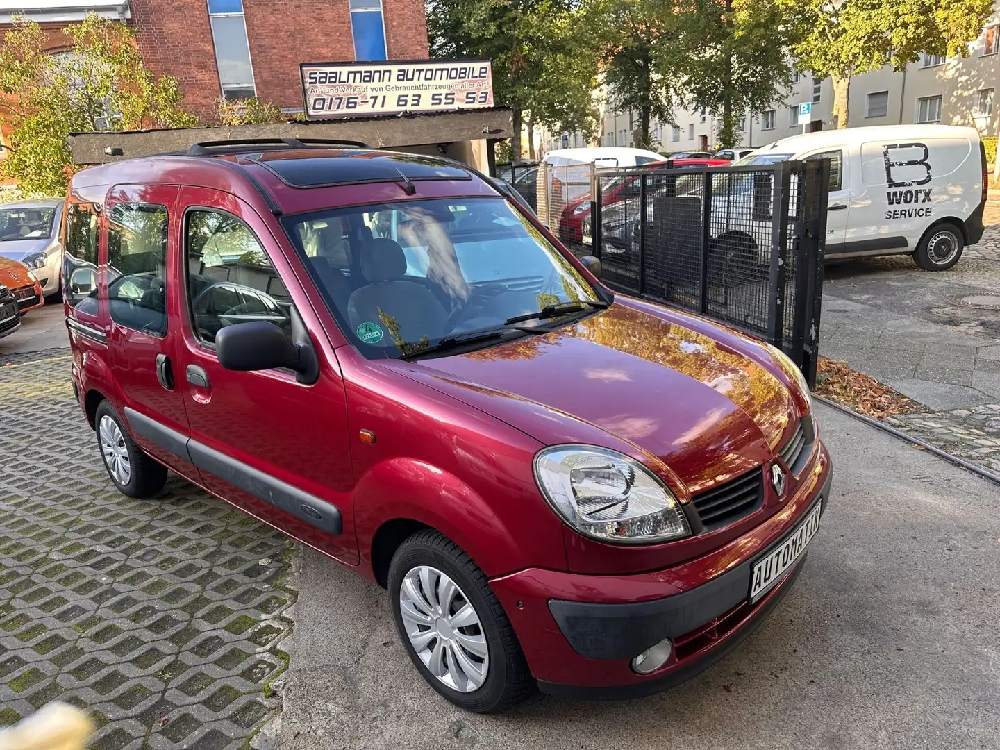 Renault Kangoo Privilege*1.HD*S.Heft*Hu Neu*Pano*AHK* Rot - 1