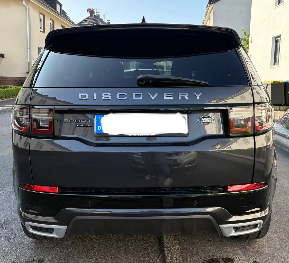 Land Rover Discovery Sport R-Dynamic AWD Grau - 1