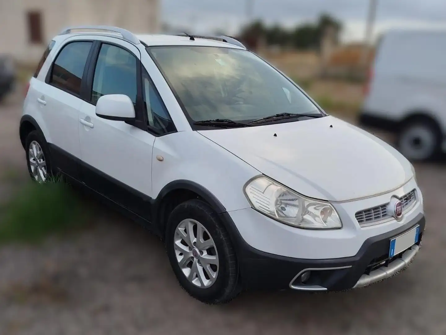 Fiat Sedici Sedici 2.0 mjt Emotion 4x4 135CV Gancio Traino Bianco - 1