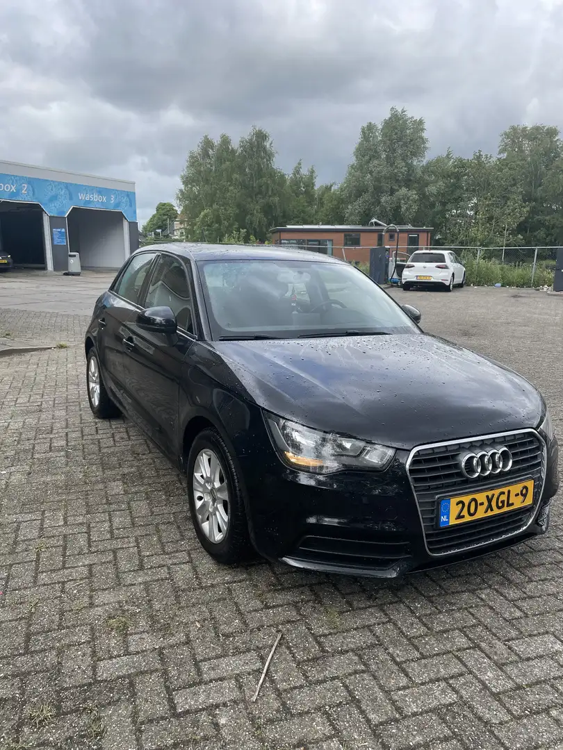 Audi A1 1.2 TFSI Attr. PL.B. Zwart - 1