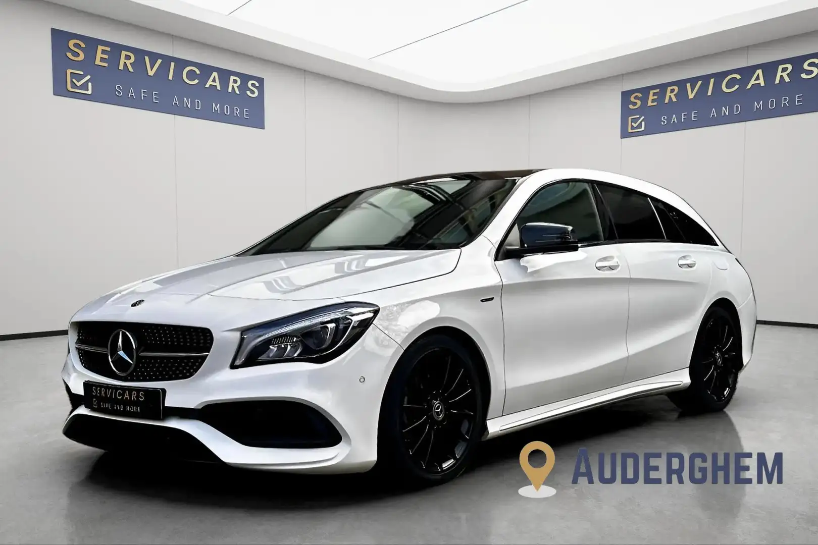 Mercedes-Benz CLA 180 Business Solution AMG/Garantie 12 mois/Toit Pano Blanc - 1