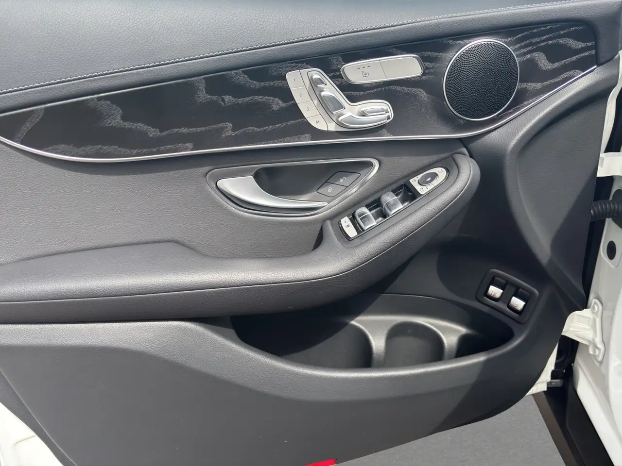 Mercedes-Benz GLC e 4M Coupé Memory*AHK*LED*Sitzhzg*Kamera, миниатюра 17