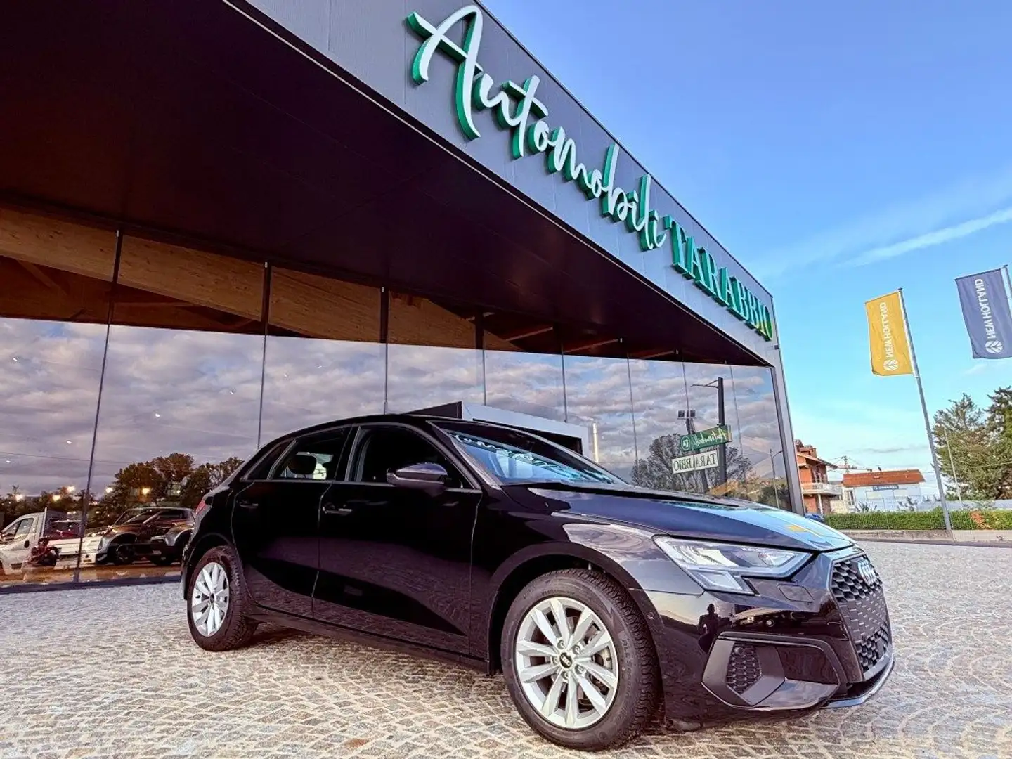 Audi A3 S TRONIC - AZIENDALE - KM 19.000 - PROMO FINANZIME Schwarz - 1