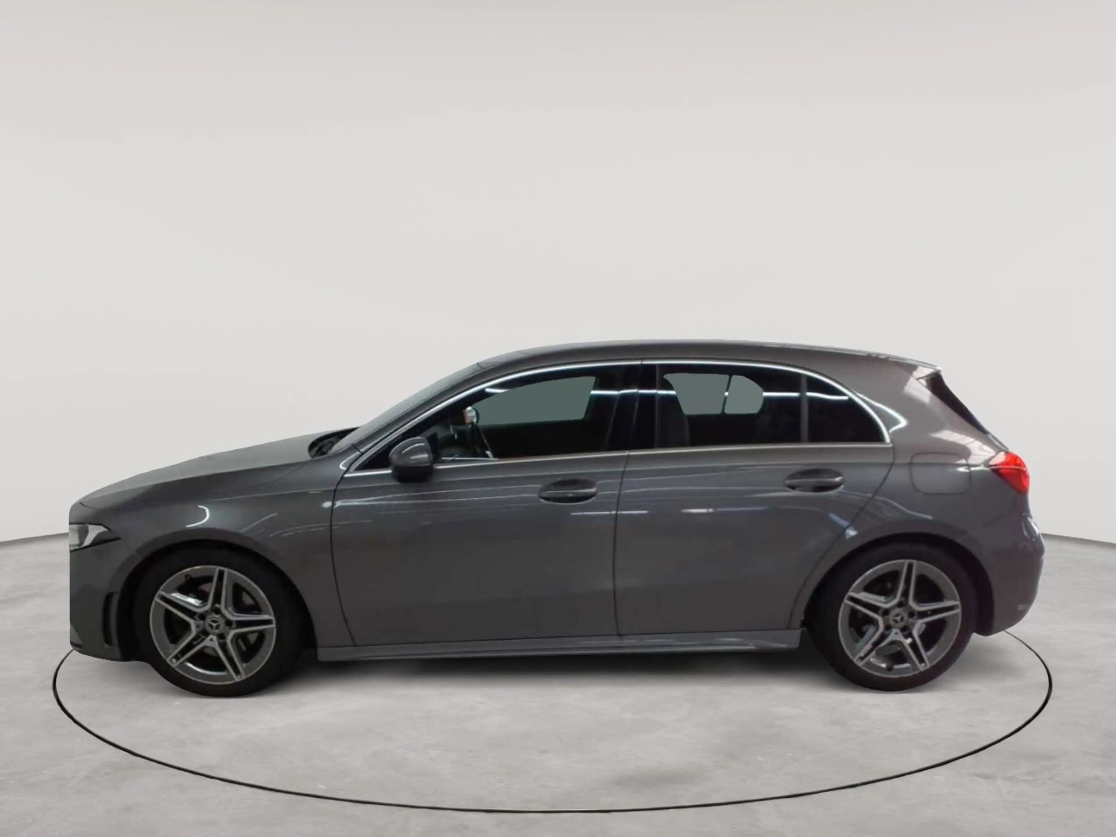 Mercedes-Benz A 220 A 220 d 8G-DCT AMG Line Navi — photo 6