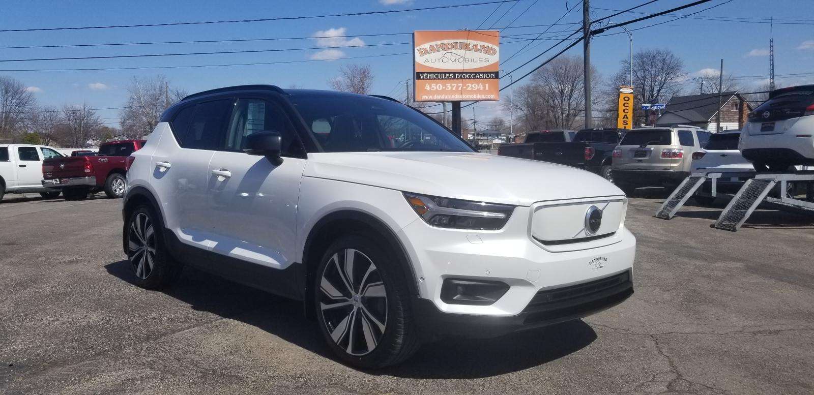 2022 Volvo XC40 P8 Ultimate 4WD **TOIT PANO**CUIR**JAMAIS ACCIDENT alt 4