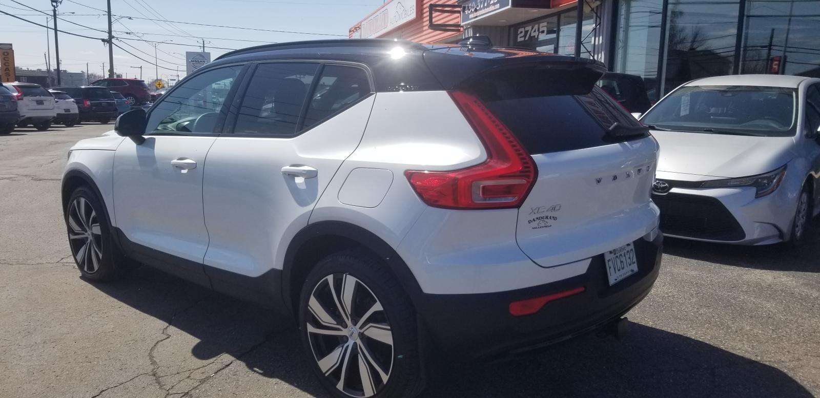 2022 Volvo XC40 P8 Ultimate 4WD **TOIT PANO**CUIR**JAMAIS ACCIDENT thumb 7