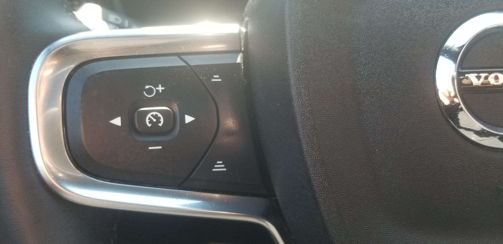 2022 Volvo XC40 P8 Ultimate 4WD **TOIT PANO**CUIR**JAMAIS ACCIDENT thumb 18