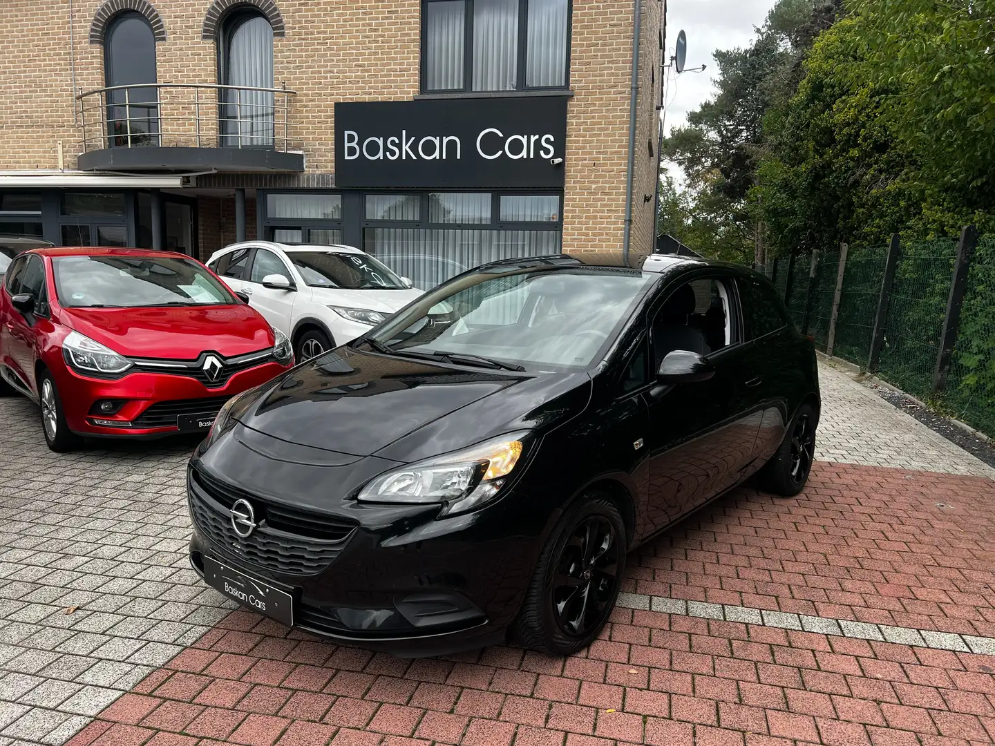 Opel Corsa Corsa 1.2/M2019/AIRCO/NAVIGATIE/12M GARANTIE Zwart - 2