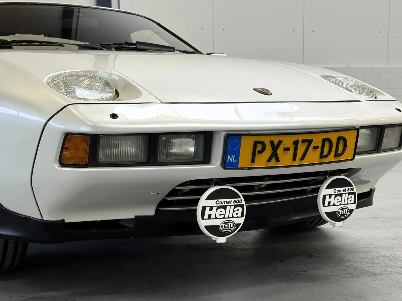 Porsche 928 4.5 Coupé Handgeschakeld, foto 6