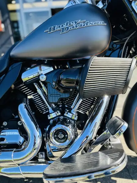 Harley-Davidson Tour Glide - foto 6