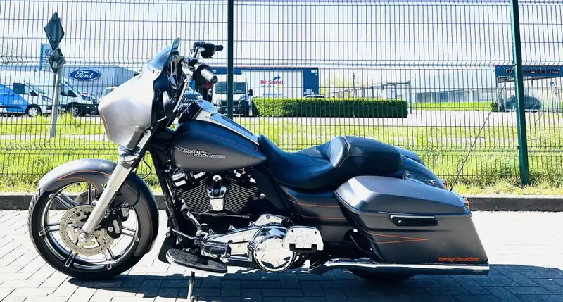 Harley-Davidson Tour Glide - foto 2