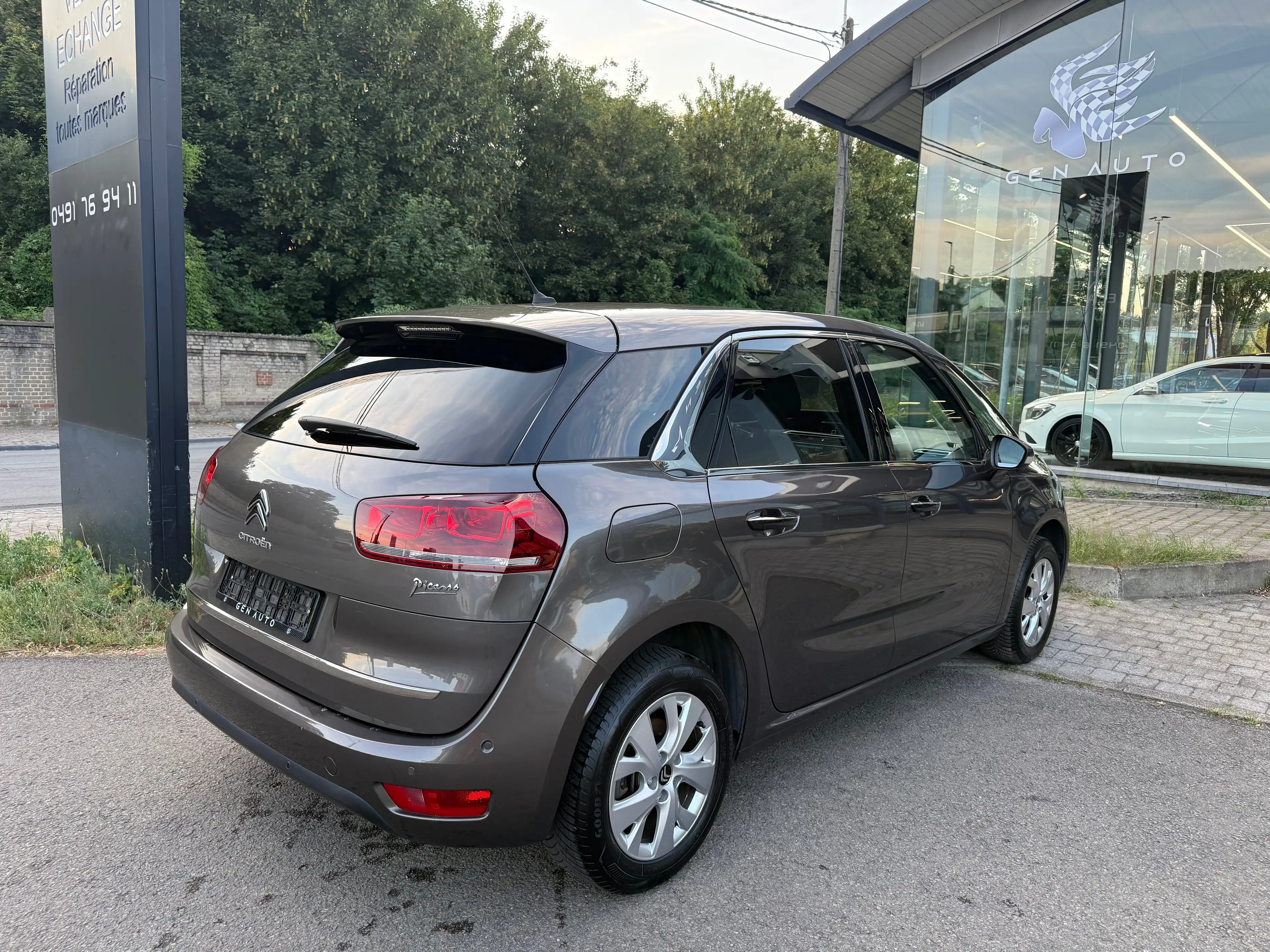 Citroen C4 Picasso 1.6 BlueHDi Business Lounge Siège Massant Chauffant GPS Cam. * 12 à 36 MOIS GARANTIE * — photo 5