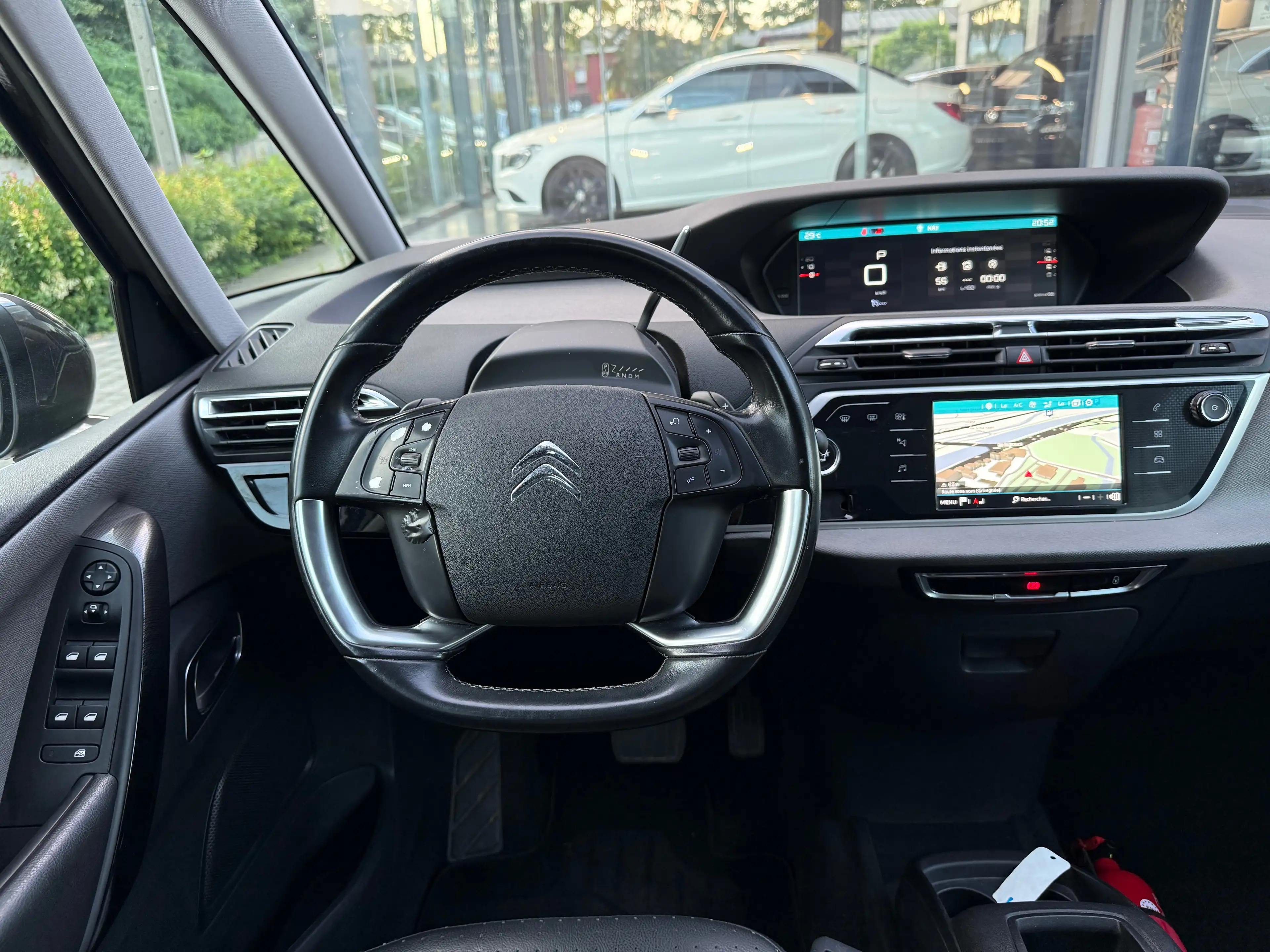 Citroen C4 Picasso 1.6 BlueHDi Business Lounge Siège Massant Chauffant GPS Cam. * 12 à 36 MOIS GARANTIE * — photo 13