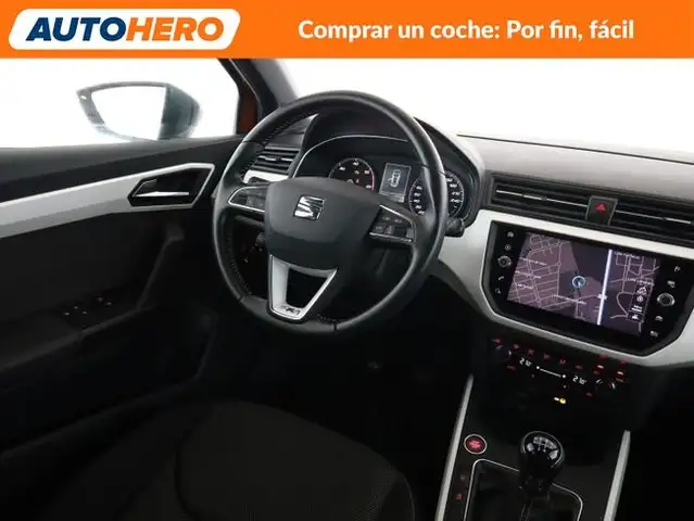 Seat Arona view 14