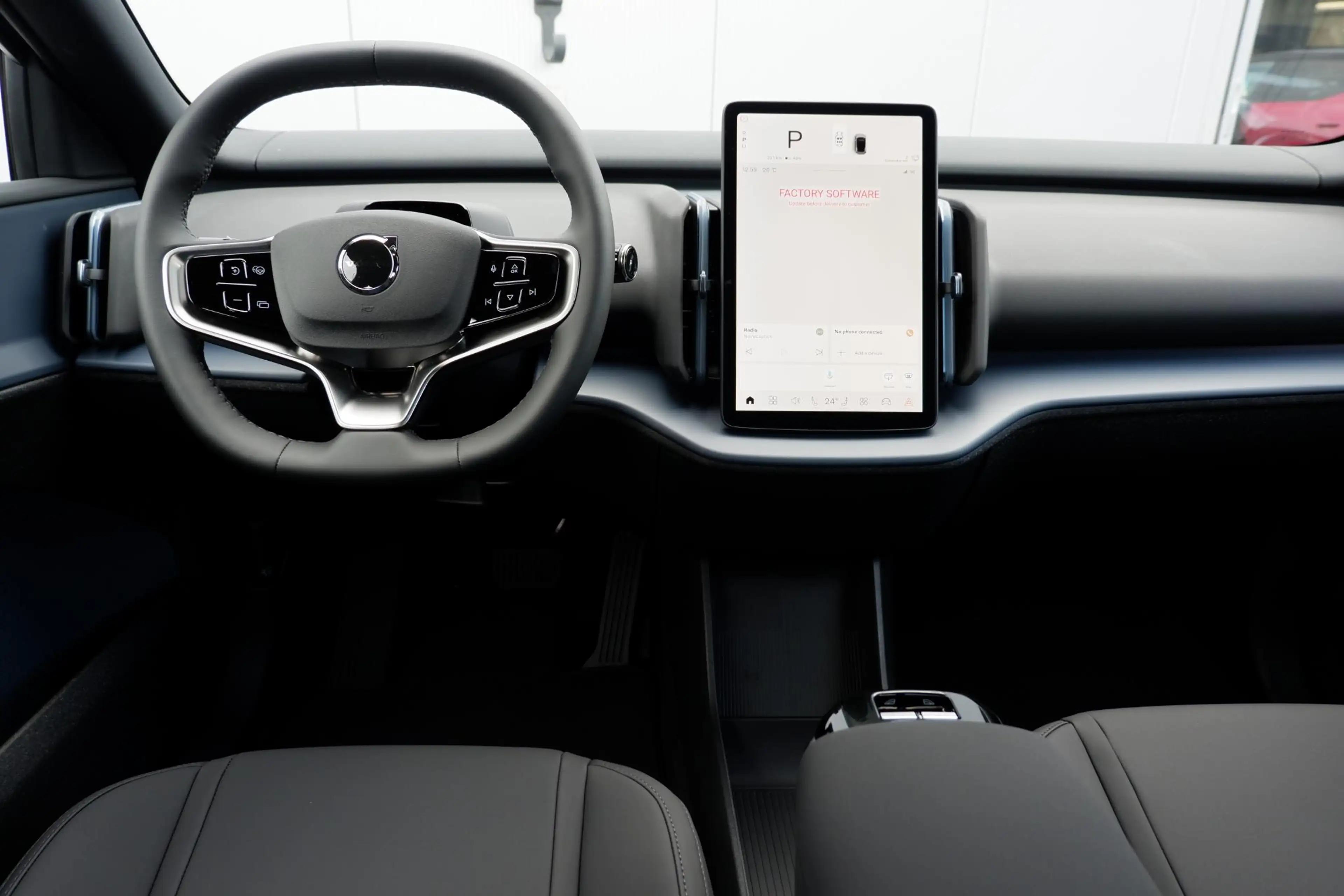 Volvo EX30 P3 Long Range Plus Europa 69 kWh Elektrisch verste — photo 4