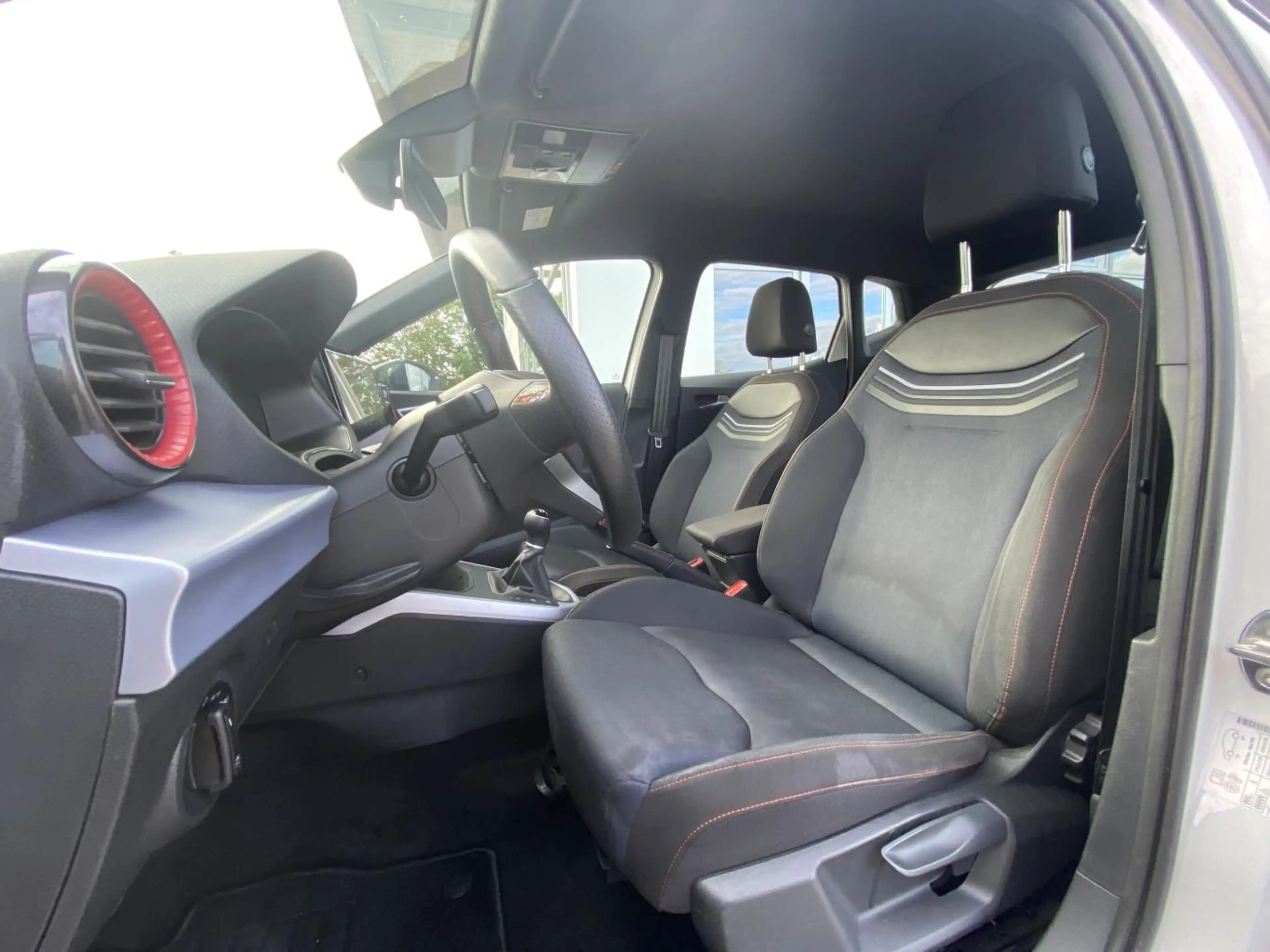 SEAT Arona 1.0 TSI FR SAFE-DRIVING-XL+FULL-LINK+ACC+L — photo 9