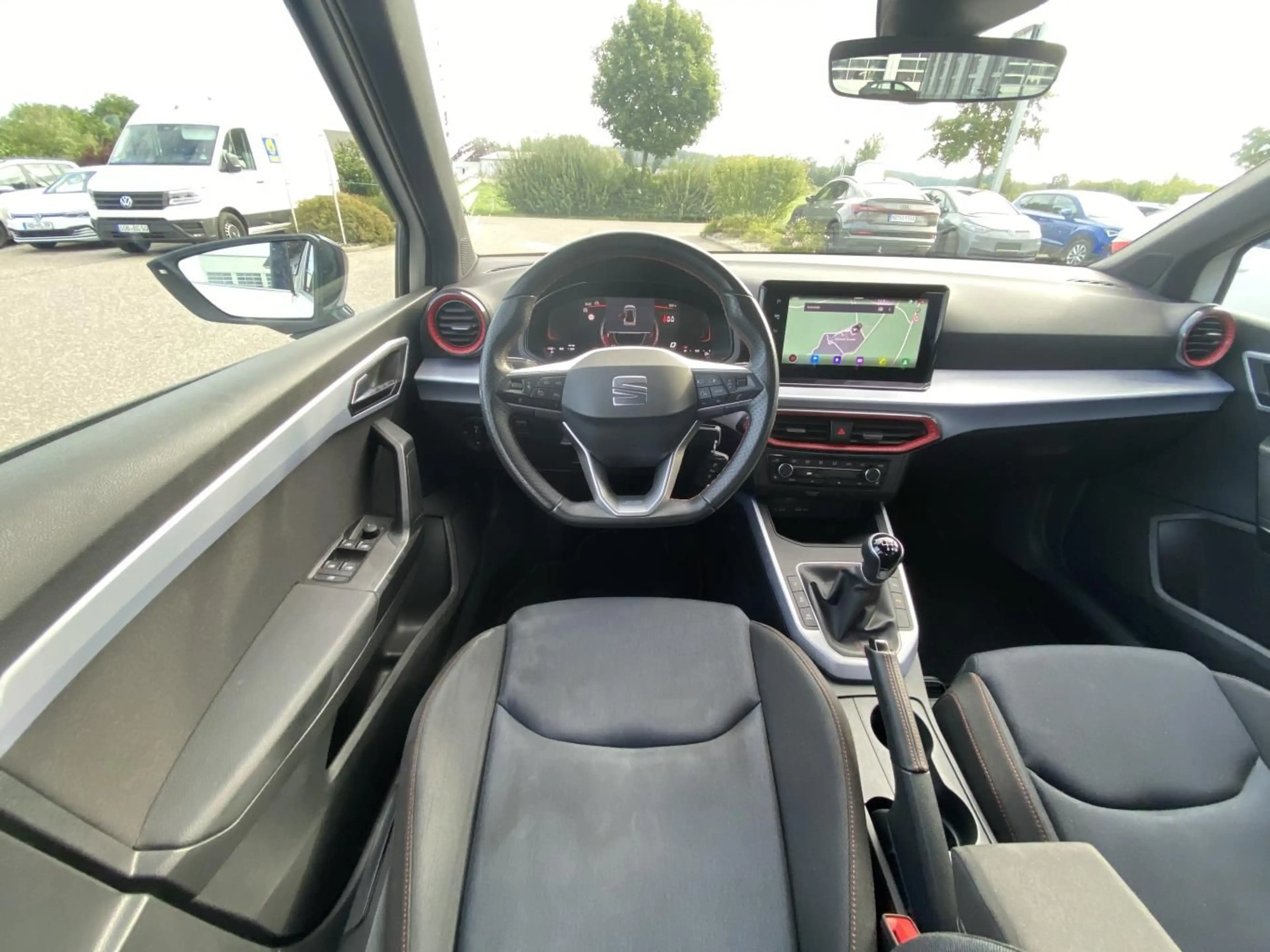 SEAT Arona 1.0 TSI FR SAFE-DRIVING-XL+FULL-LINK+ACC+L — photo 11