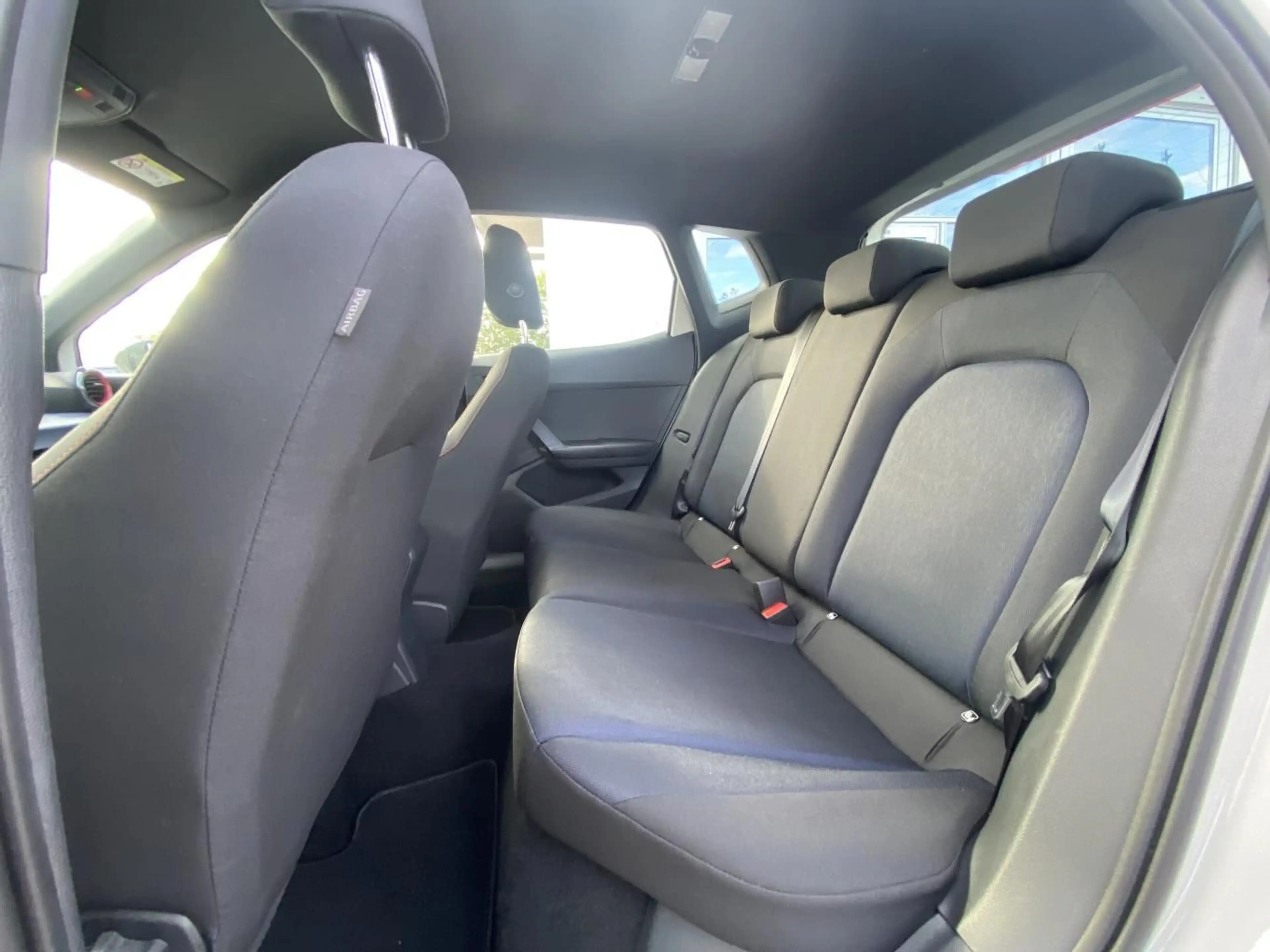 SEAT Arona 1.0 TSI FR SAFE-DRIVING-XL+FULL-LINK+ACC+L — photo 10