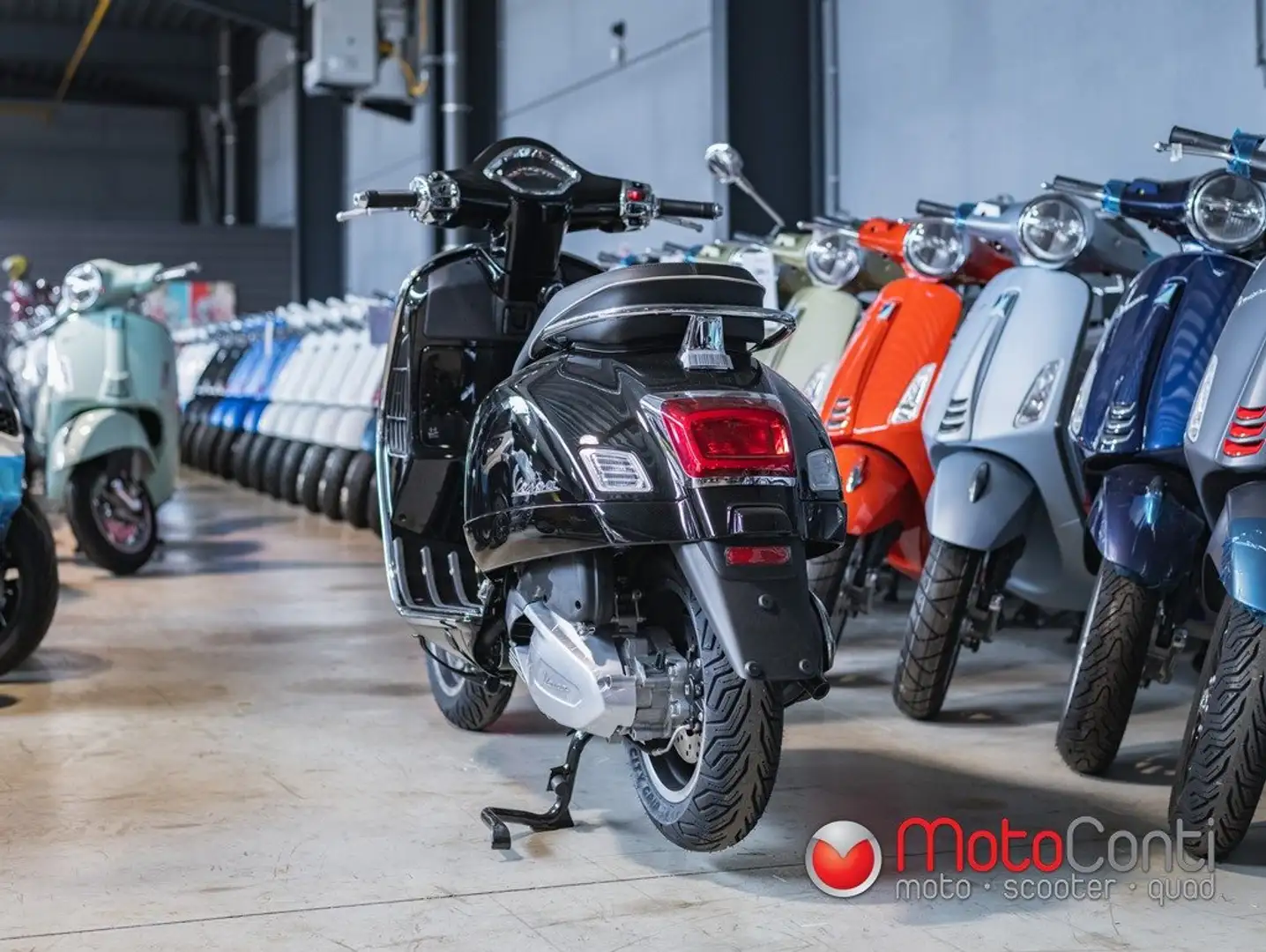 Vespa GTS 125 Černá - 2