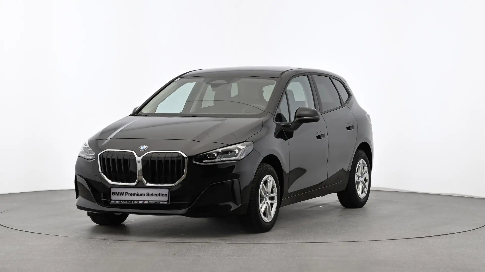 BMW 218 d U06 Schwarz - 1