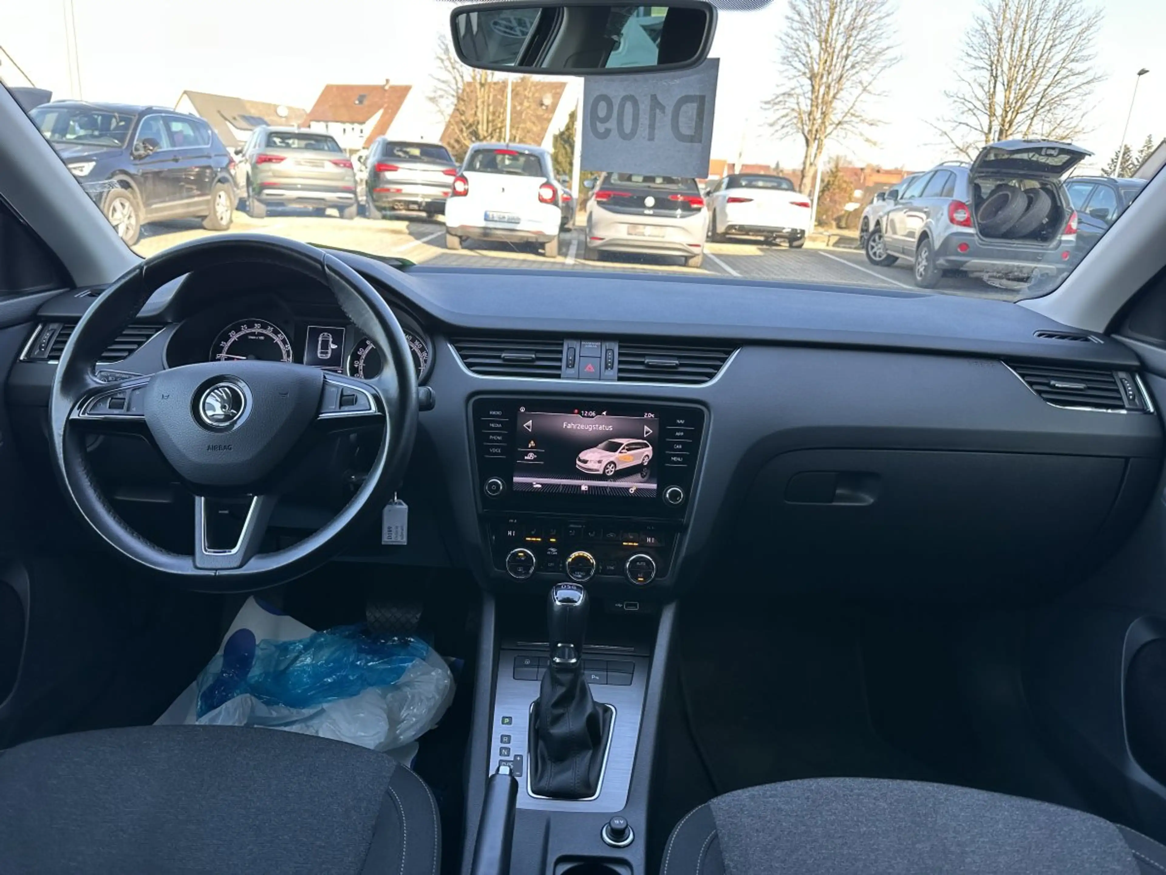 Skoda Octavia Combi SOLEIL 2.0TDI DSG*LED*NAVI*PDC*17-ZOLL — photo 12