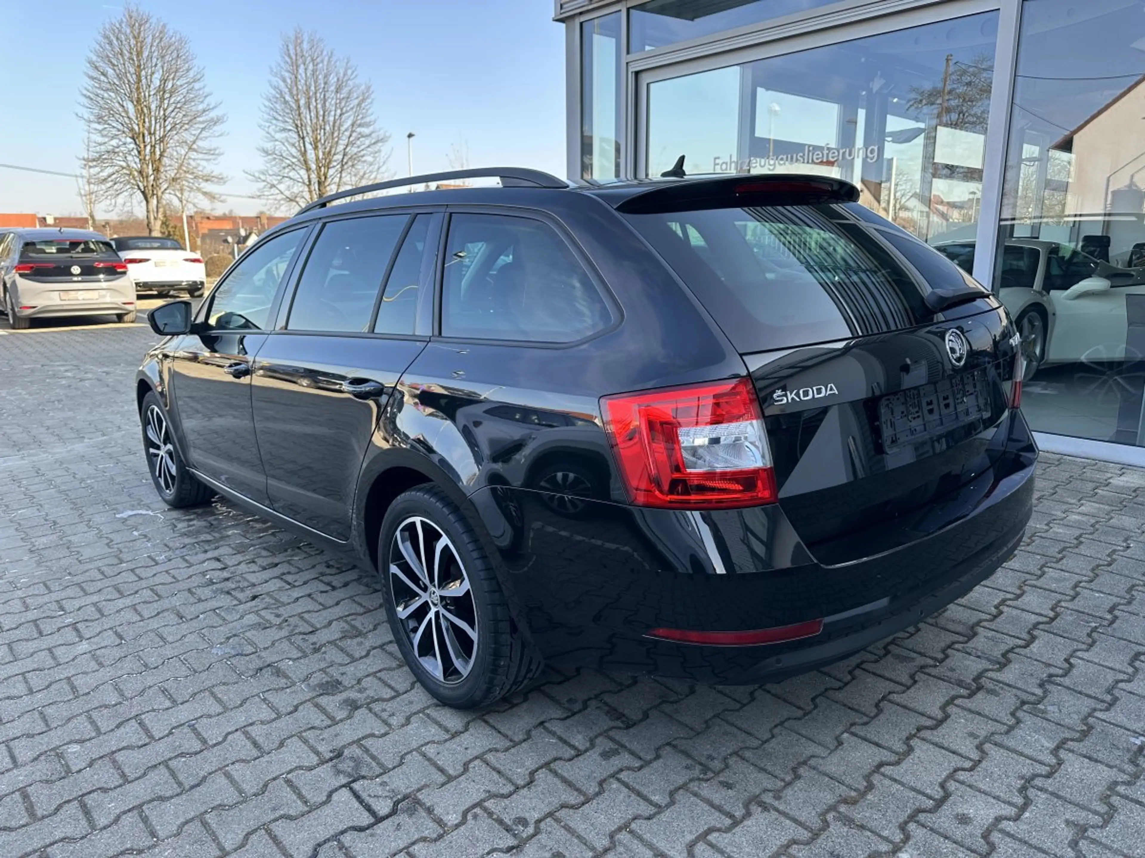 Skoda Octavia Combi SOLEIL 2.0TDI DSG*LED*NAVI*PDC*17-ZOLL — photo 7