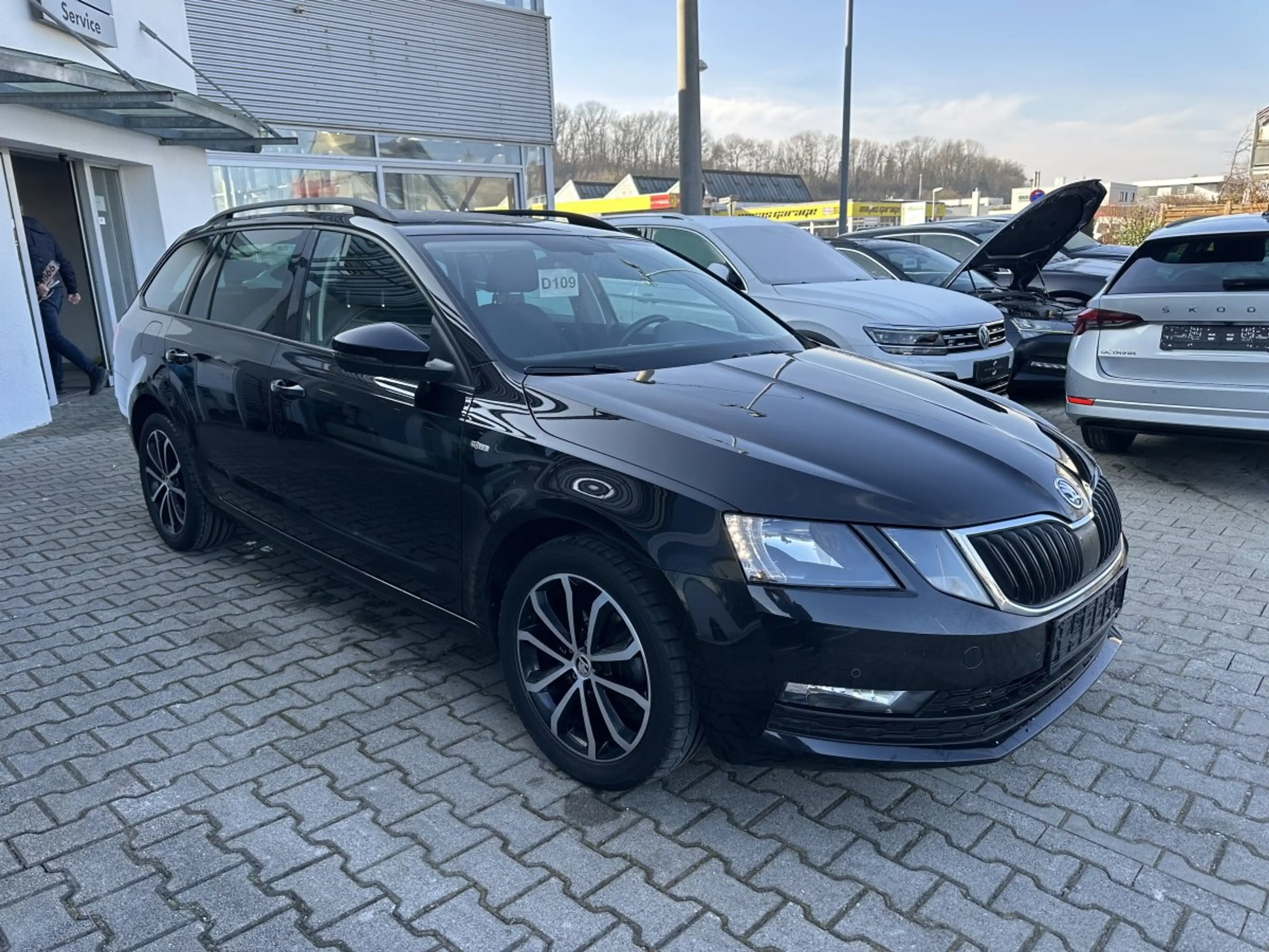 Skoda Octavia Combi SOLEIL 2.0TDI DSG*LED*NAVI*PDC*17-ZOLL — photo 4