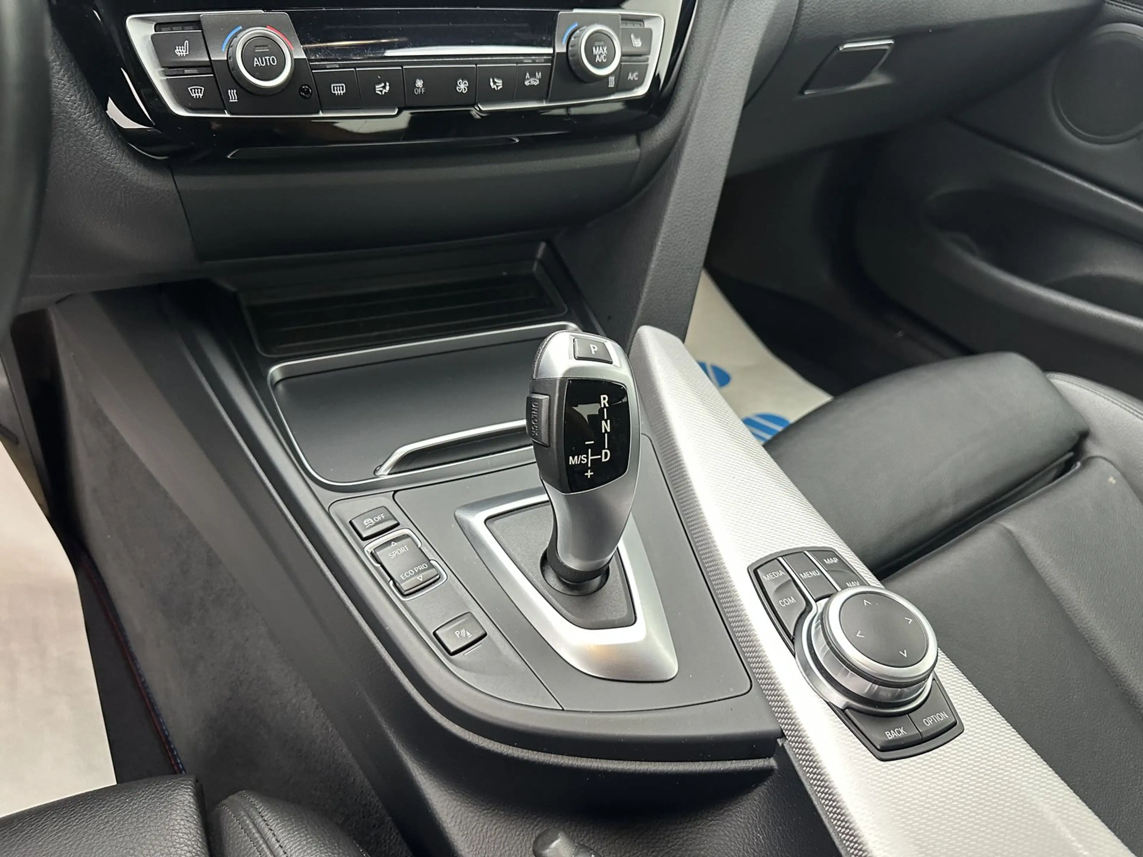 BMW 420 M Sport "NAVI-HEAD UP-LEDER-PDC-SITZH-ALU" — photo 15