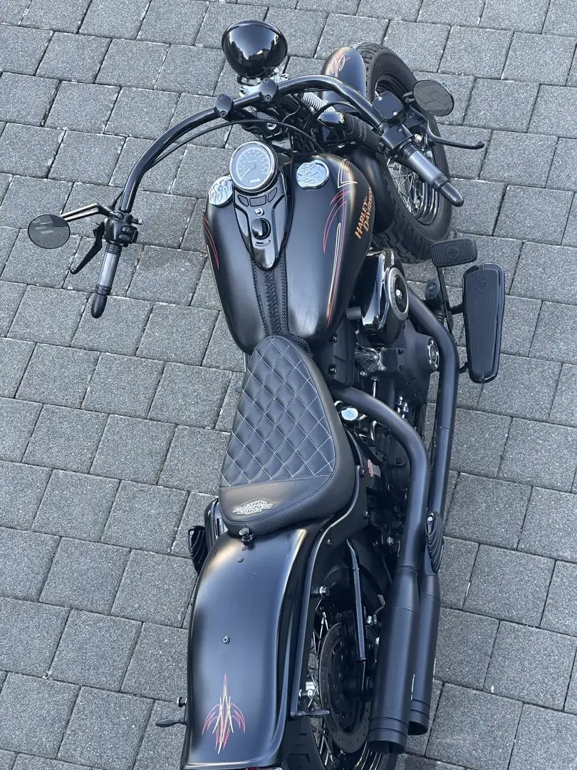 Harley-Davidson Softail Cross Bones Negro - 1
