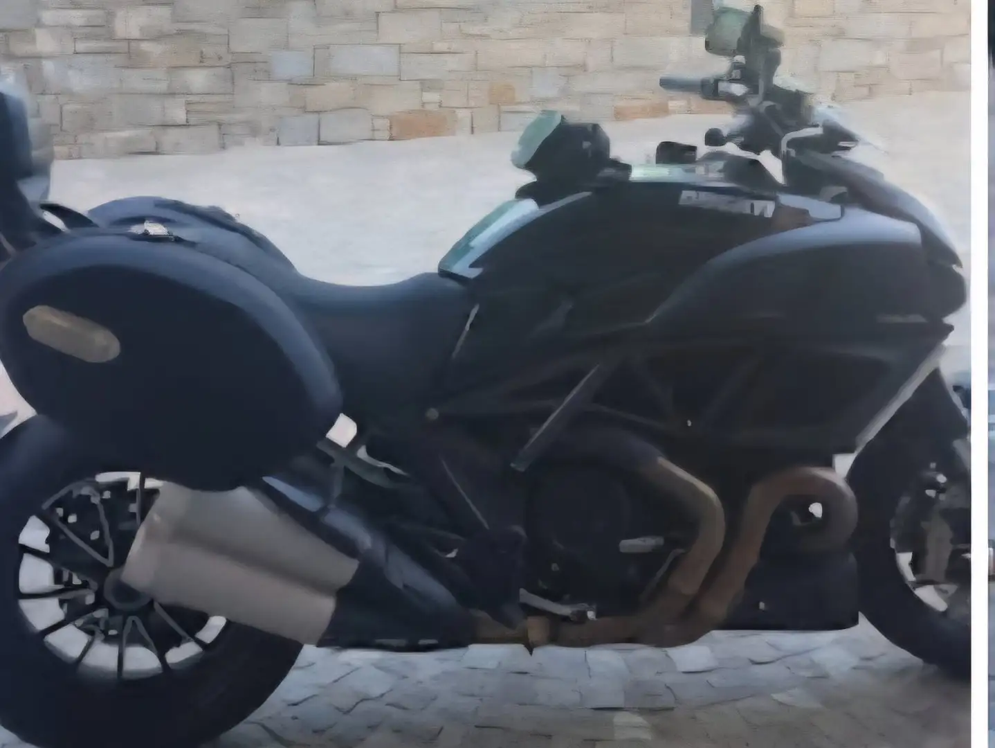 Ducati Diavel Чорний - 1