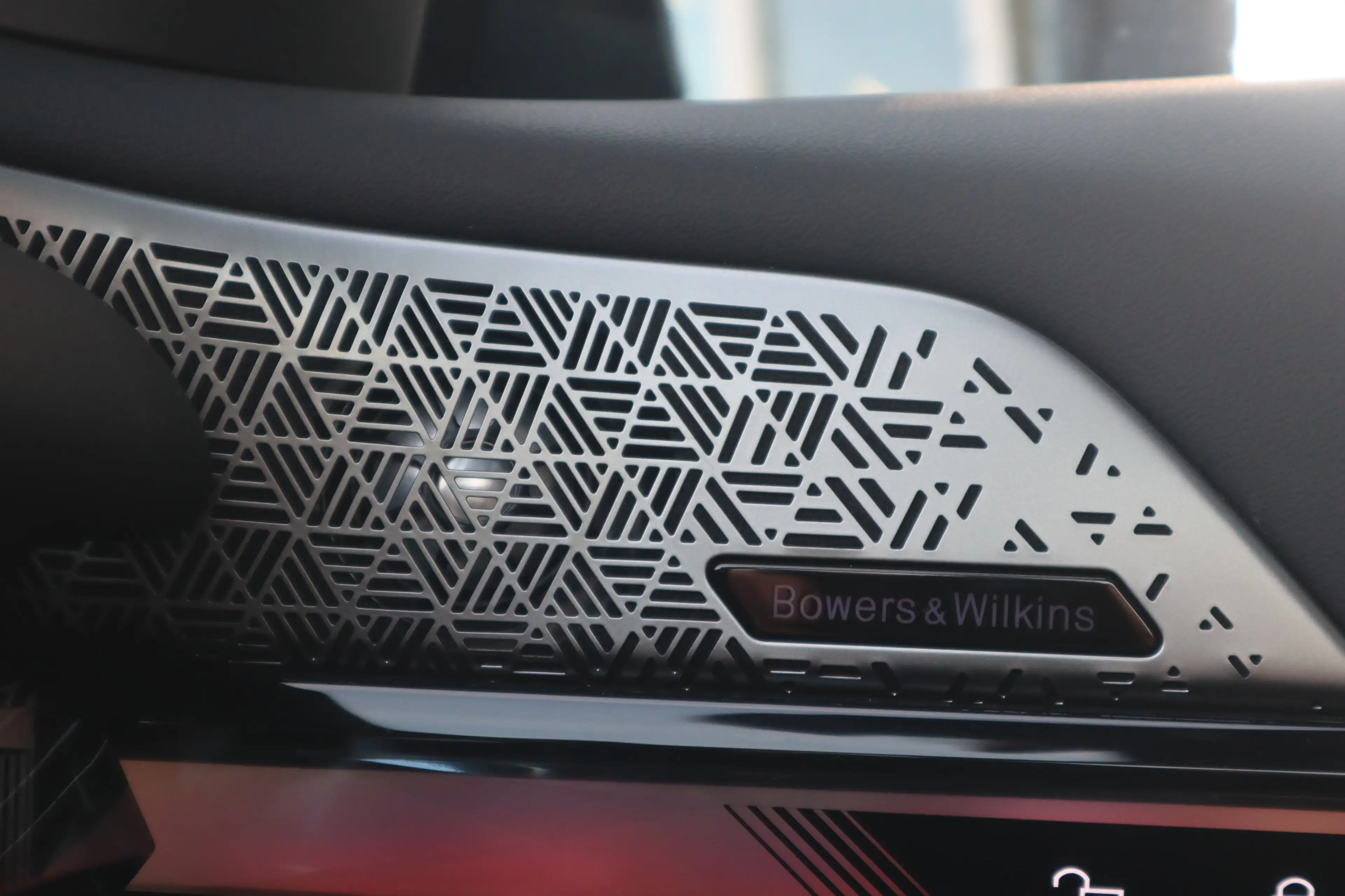 BMW i5 eDrive40 Touring — photo 14