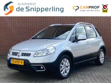 1.6-16V EMOTION AUTOMAAT AIRCO TREKHAAK LMV