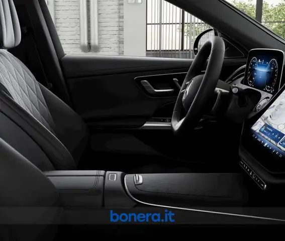 Mercedes-Benz E-Class view 7