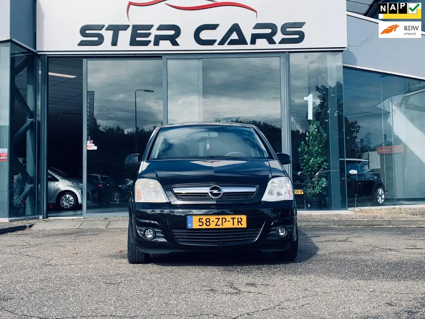 Opel Meriva 1.6-16V Temptation, €250 KORTING, Airco, NAP, APK Zwart - 1