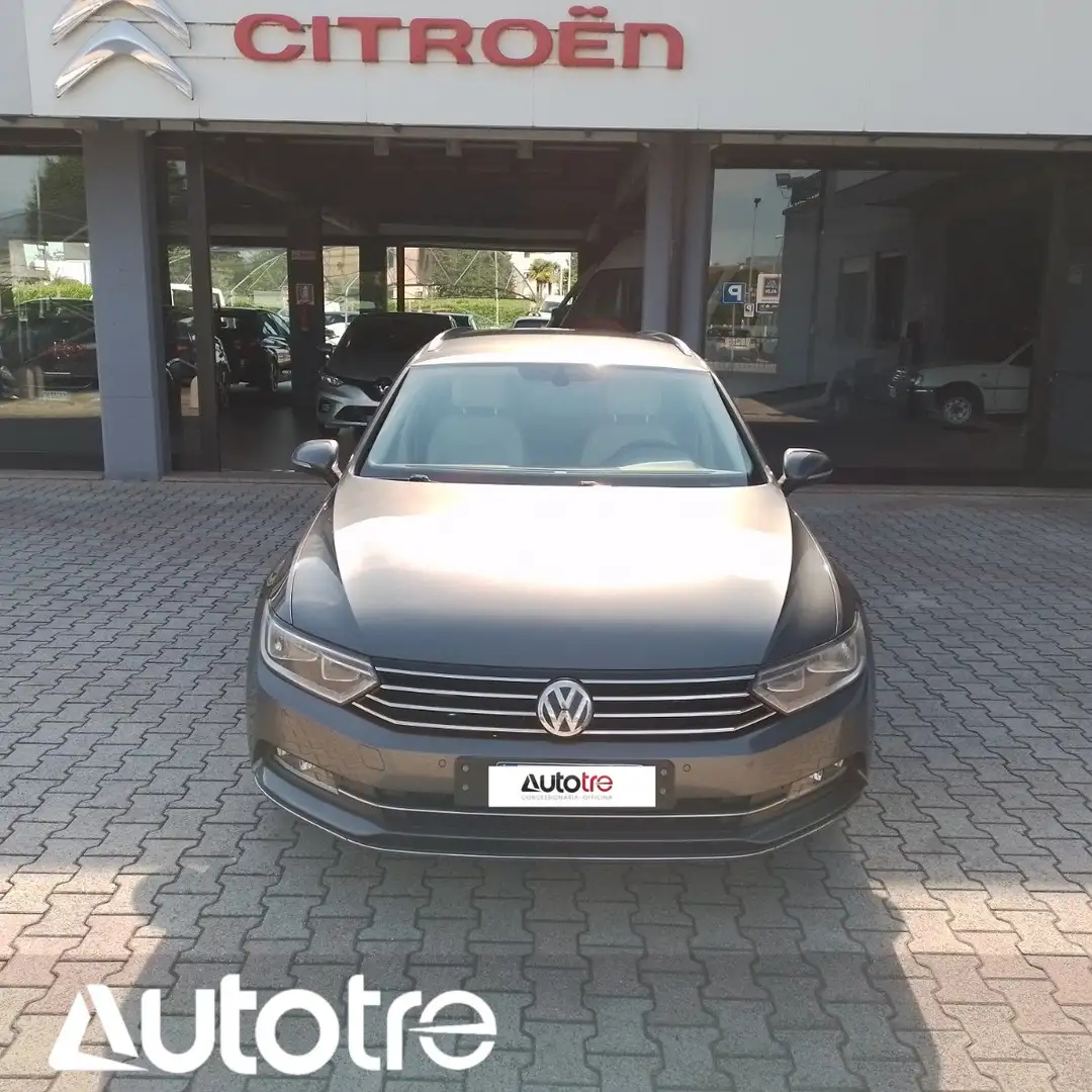 Volkswagen Passat Variant Passat VIII Variant 2.0 tdi Highline 150cv dsg Grigio - 1