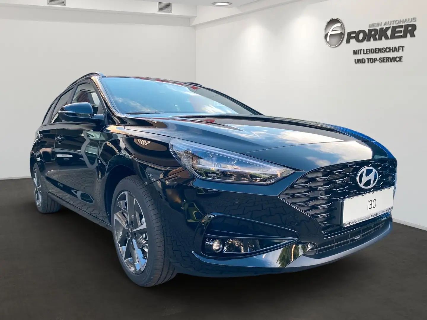 Hyundai i30 Kombi 1.5 T Advantage Navi Voll-LED-Licht Schwarz - 2