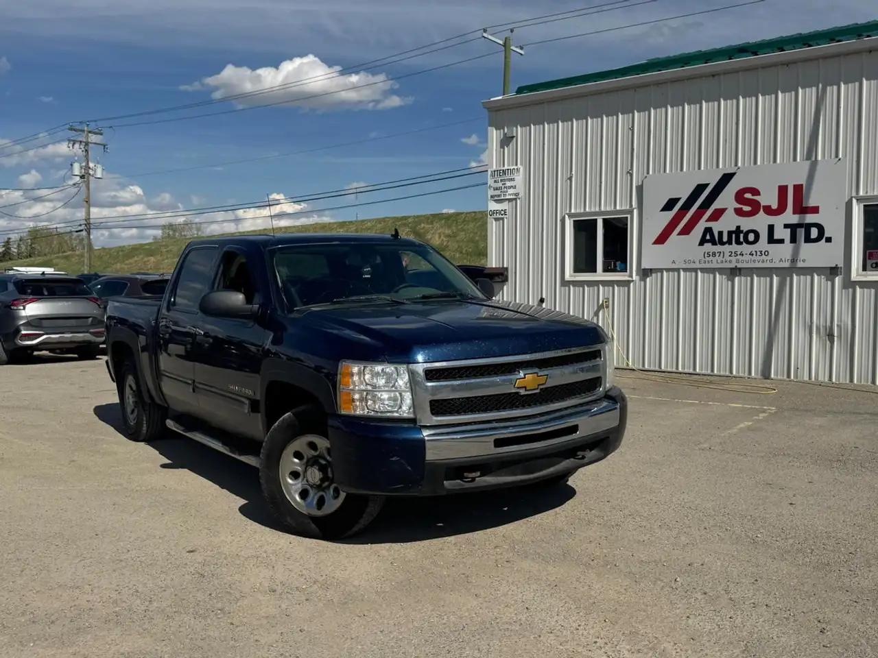 Chevrolet Silverado 1500 снимка Chevrolet Silverado 1500