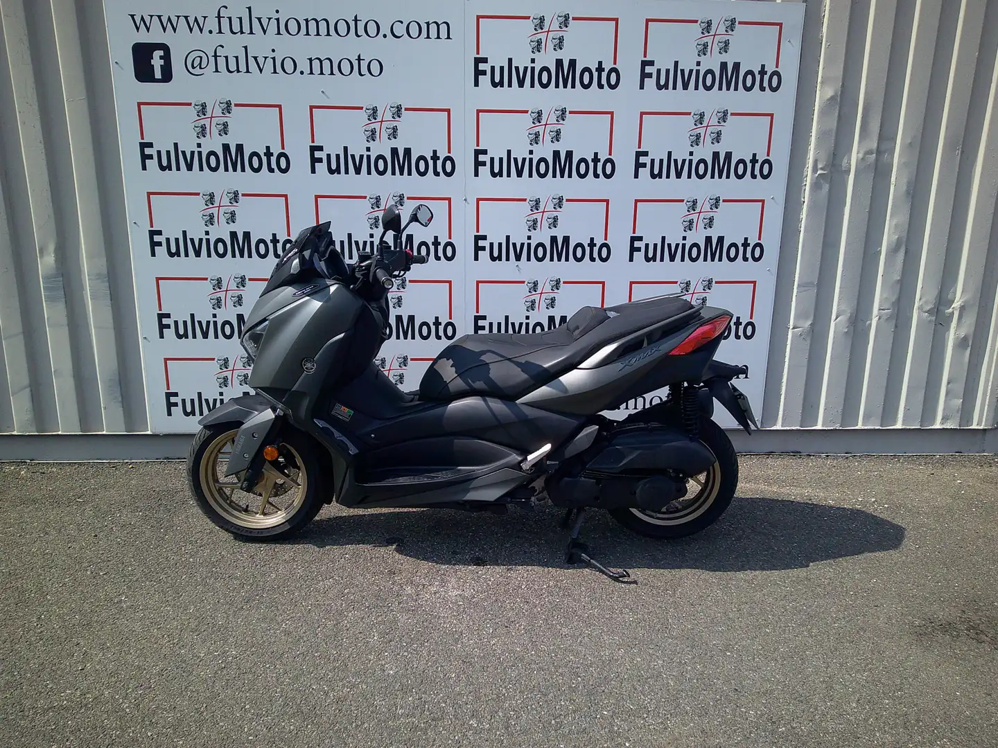 Yamaha X-Max 125 Brun - 1