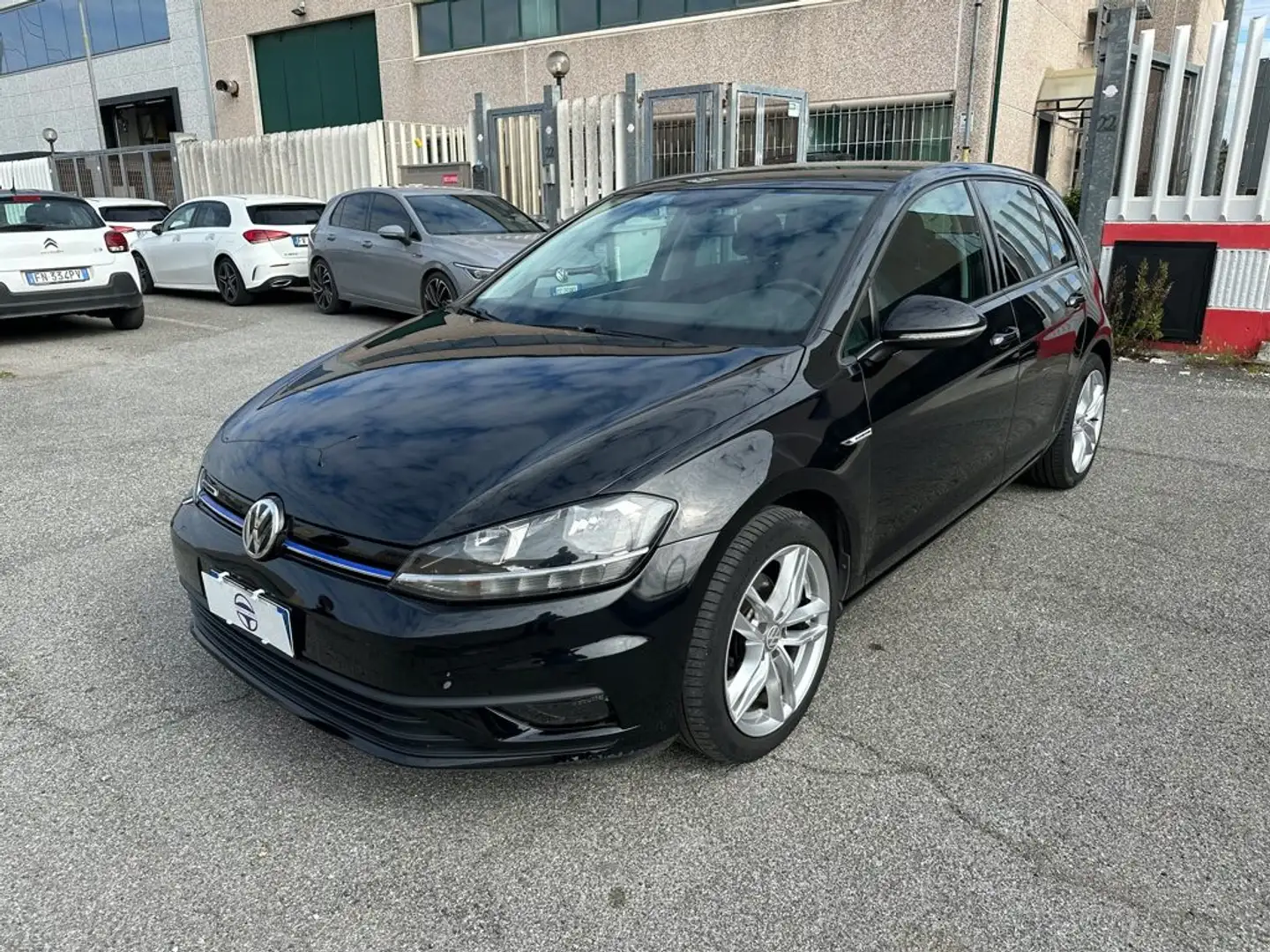 Volkswagen Golf 1.4 TGI 5p. Trendline BlueMotion Nero - 1
