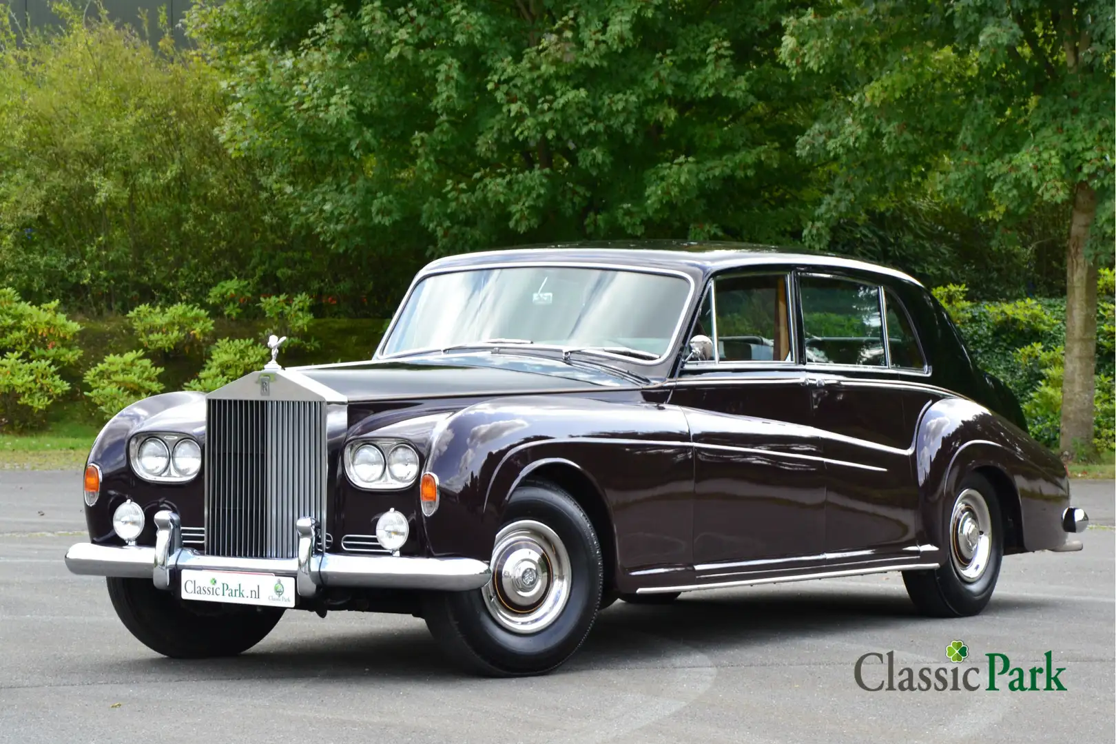 Rolls-Royce Phantom V James Young Rojo - 1