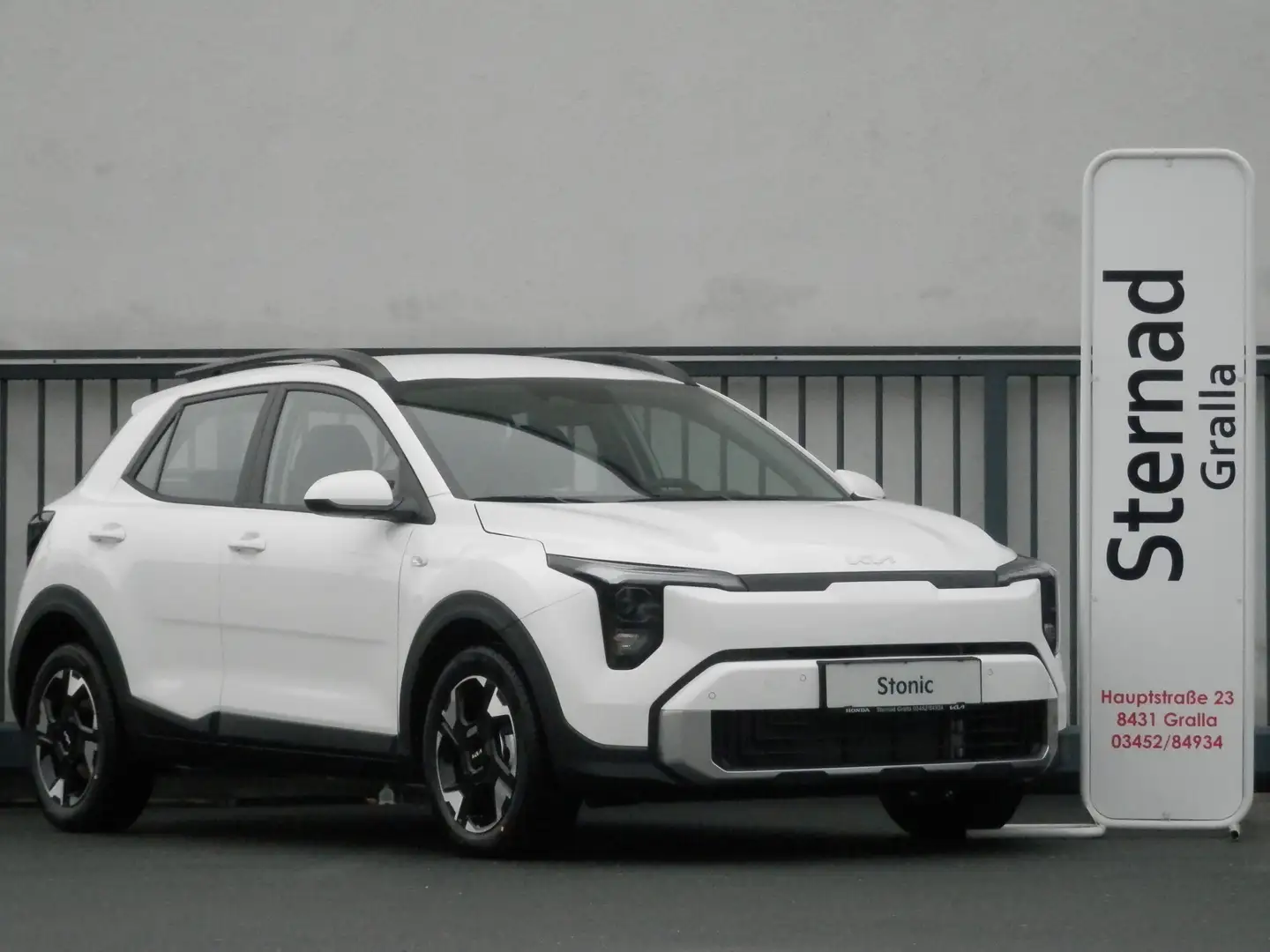 Kia Stonic 1,0 TGDI GPF ISG Titan Weiß - 1