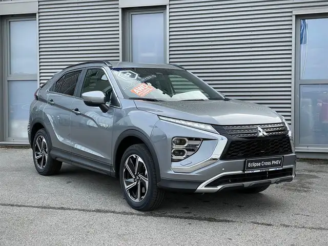 Mitsubishi Eclipse Cross 2,4 PHEV 4WD Intense+ CVT
