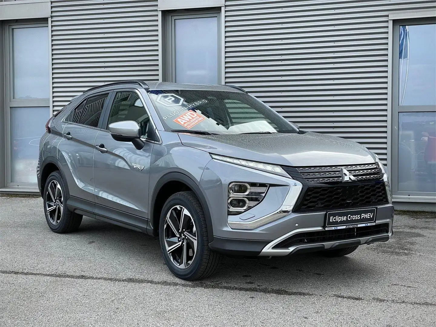 Mitsubishi Eclipse Cross 2,4 PHEV 4WD Intense+ CVT Gris - 1